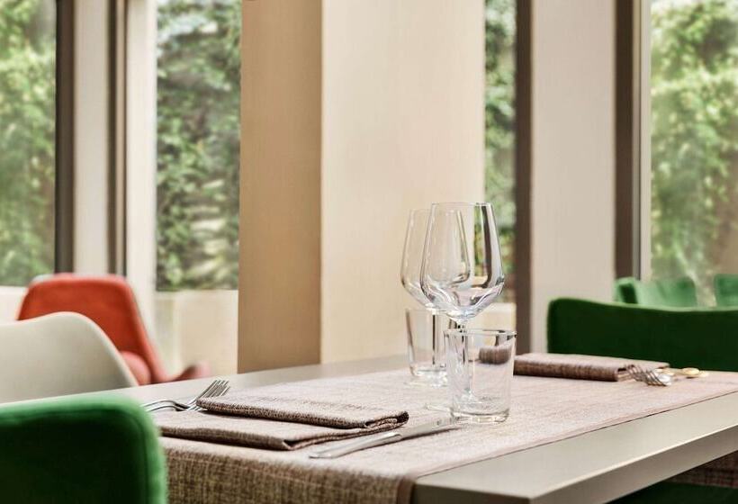 هتل Wyndham Garden Florence