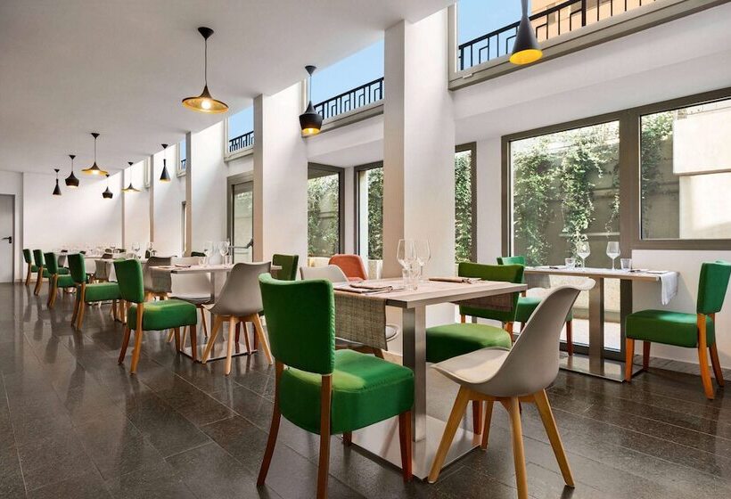 هتل Wyndham Garden Florence