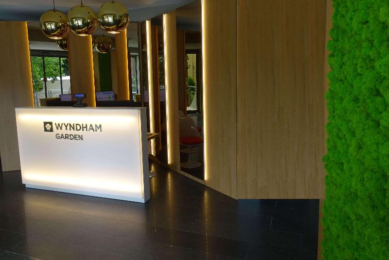 هتل Wyndham Garden Florence