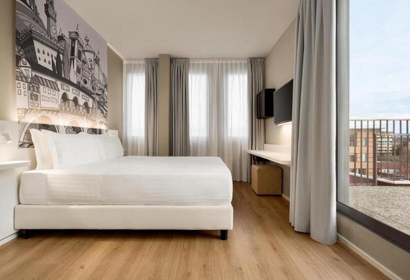 هتل Wyndham Garden Florence