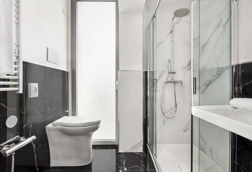 هتل Wyndham Garden Florence