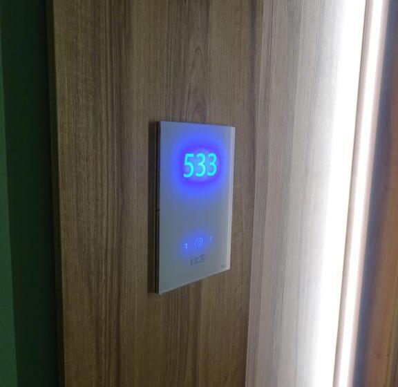 هتل Wyndham Garden Florence