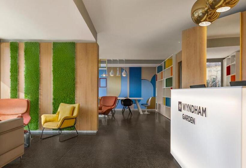 هتل Wyndham Garden Florence