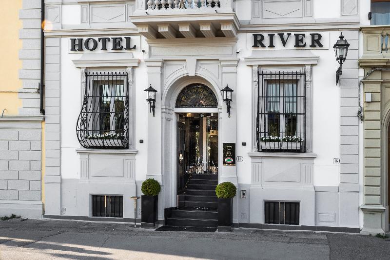 Lhp Hotel River & Spa