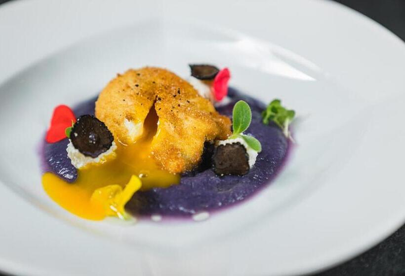 Lhp Hotel River & Spa