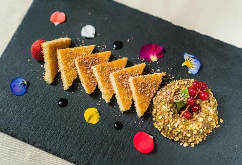 Lhp Hotel River & Spa