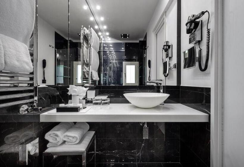 Lhp Hotel River & Spa