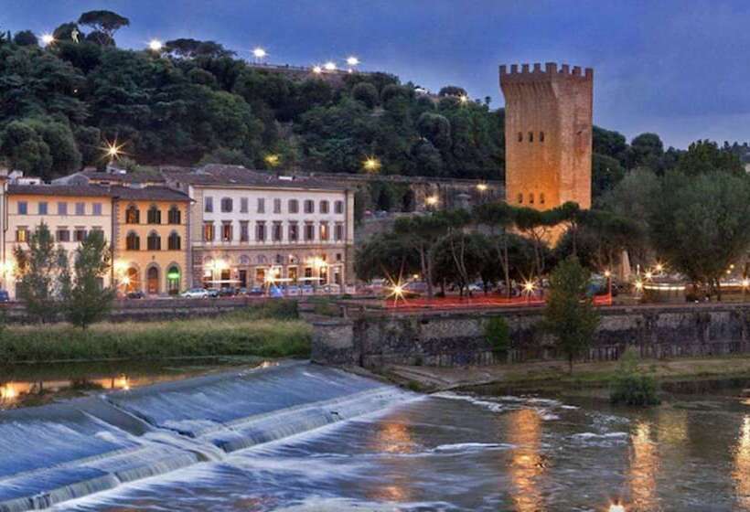 Lhp Hotel River & Spa