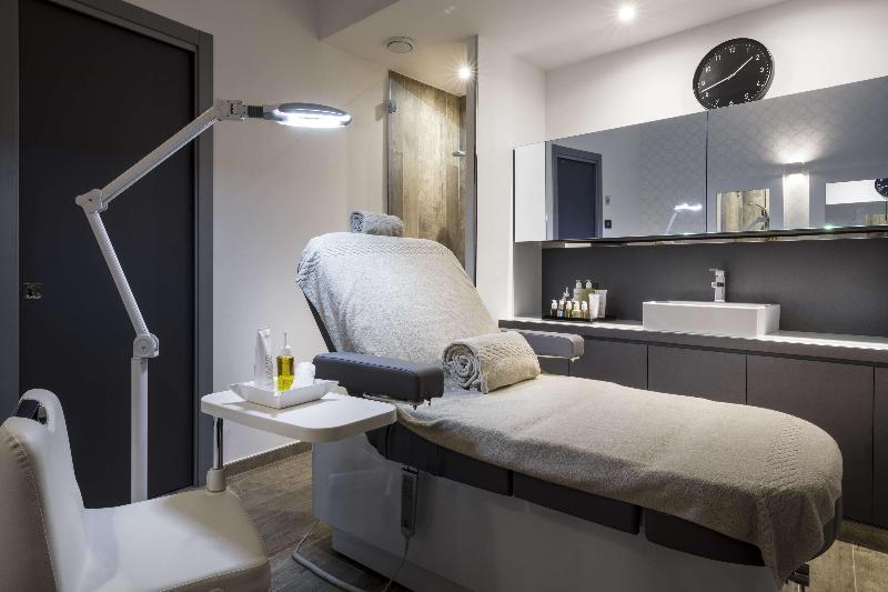 Lhp Hotel River & Spa