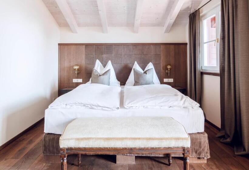 Relais & Chateaux Hotel Castel Fragsburg