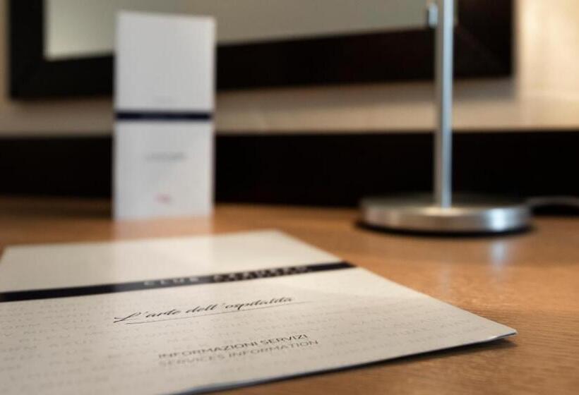 Club Azzurro Hotel & Resort