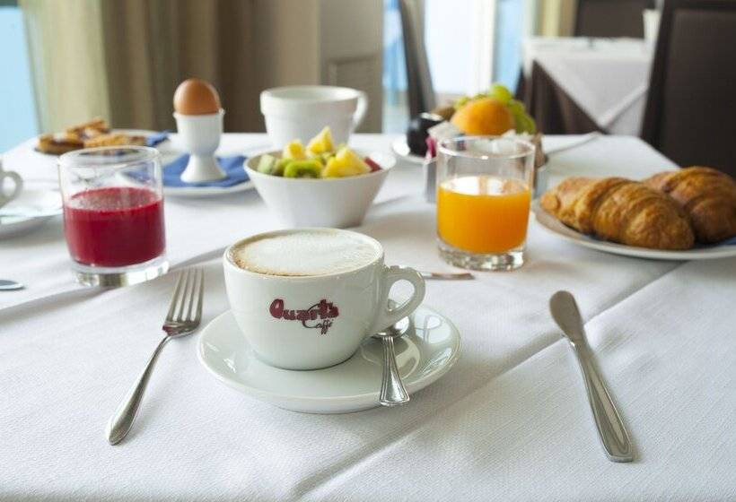 Club Azzurro Hotel & Resort