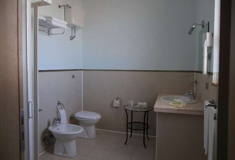 Club Azzurro Hotel & Resort