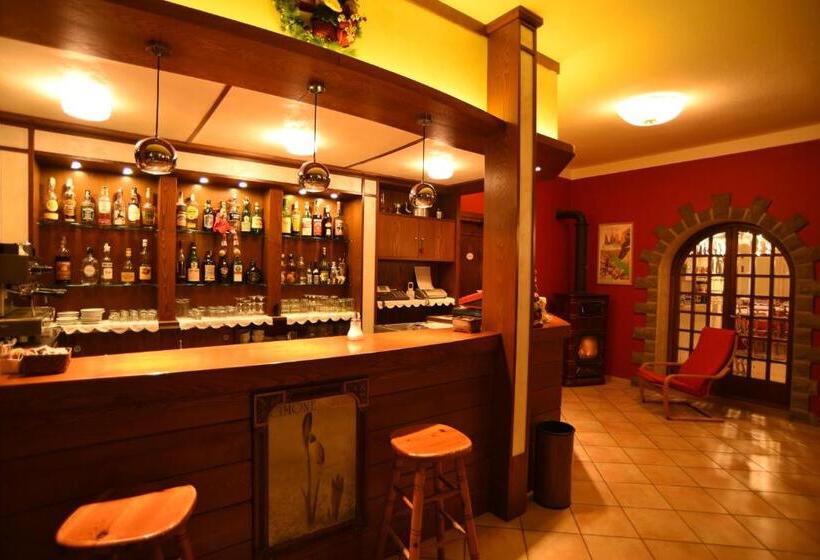 酒店 Albergo Bucaneve