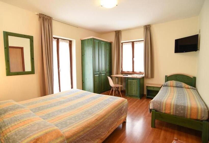 酒店 Albergo Bucaneve