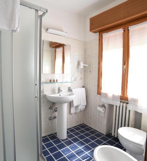 酒店 Albergo Bucaneve