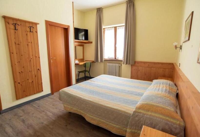 酒店 Albergo Bucaneve