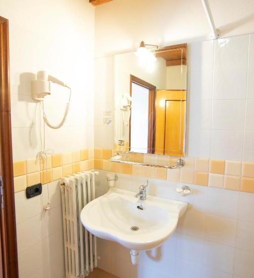 酒店 Albergo Bucaneve