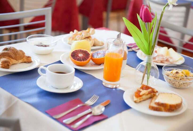 هتل Albergo La Piazzetta