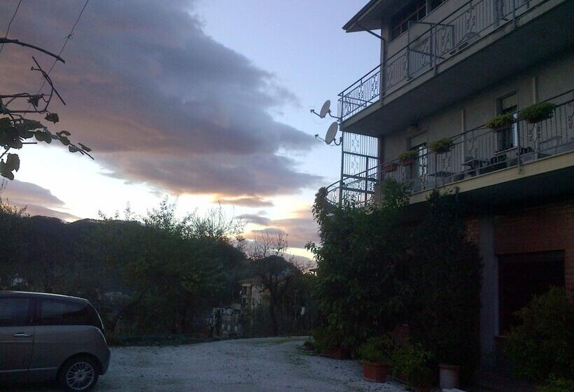 فندق Albergo Ristorante La Greppia