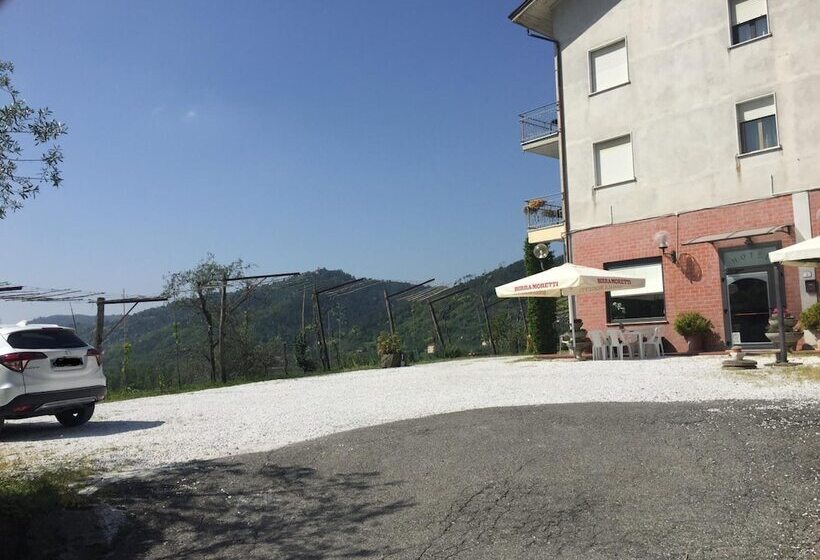 فندق Albergo Ristorante La Greppia