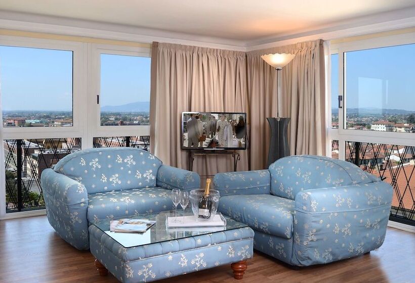 هتل Ambasciatori Palace