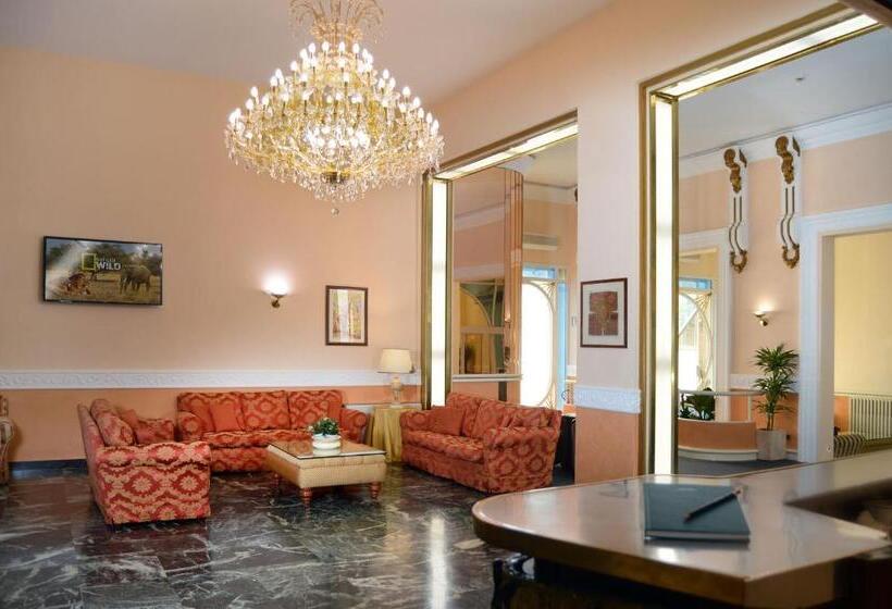 هتل Ambasciatori Palace