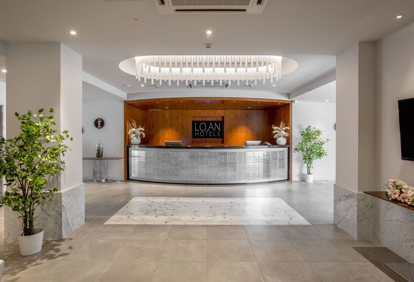 בית מלון כפרי American Palace Eur