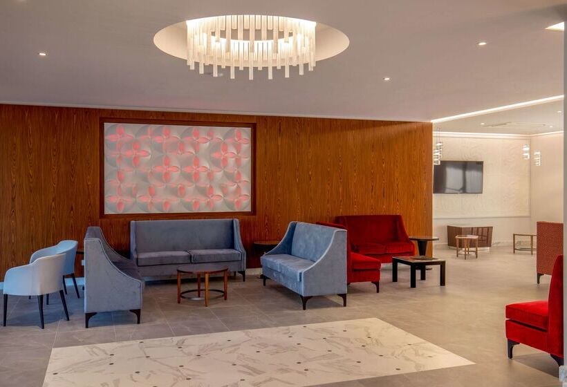 בית מלון כפרי American Palace Eur