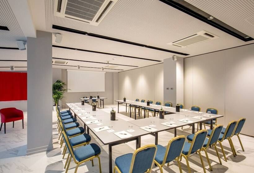 בית מלון כפרי American Palace Eur