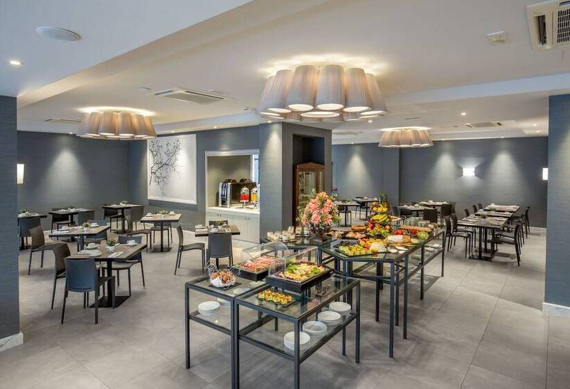 בית מלון כפרי American Palace Eur