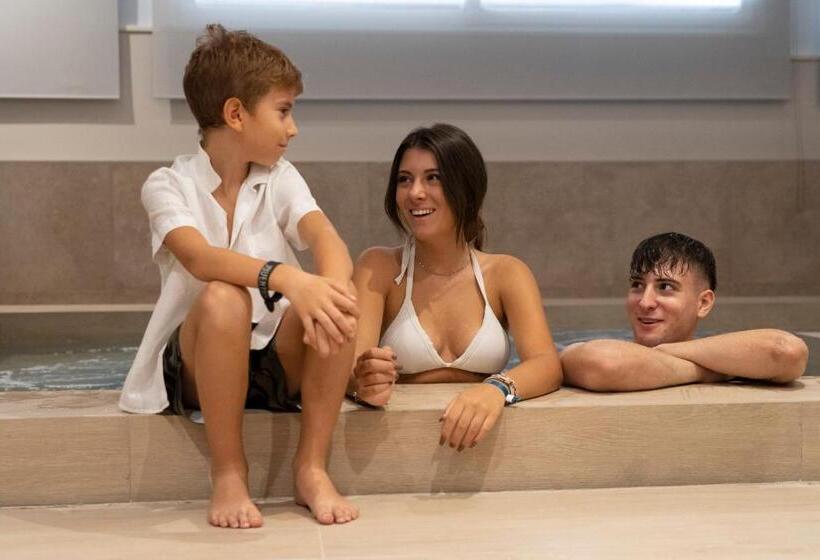 בית מלון כפרי Ariston & Spa