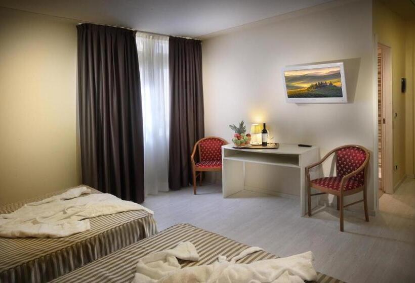 בית מלון כפרי Ariston & Spa