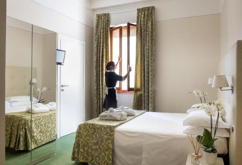 בית מלון כפרי Ariston & Spa