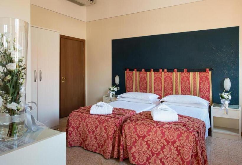 בית מלון כפרי Ariston & Spa