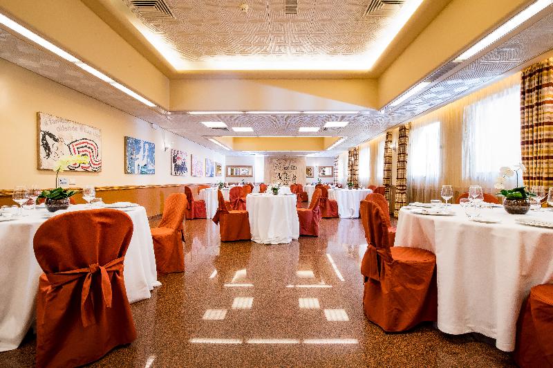 酒店 Astoria Palace