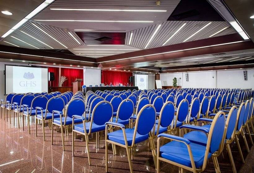 酒店 Astoria Palace