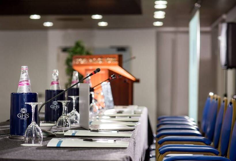 酒店 Astoria Palace