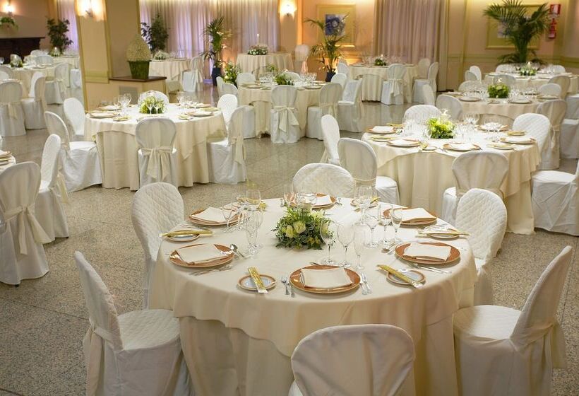 酒店 Astoria Palace