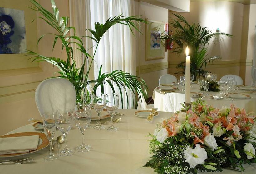 酒店 Astoria Palace