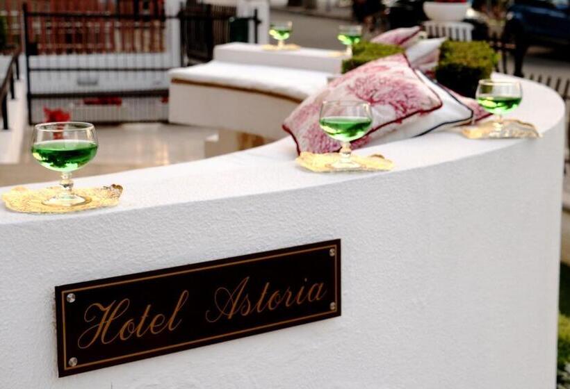 בית מלון כפרי Astoria