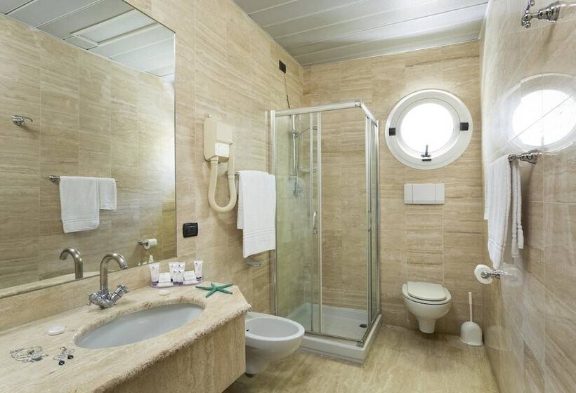 هتل Astoria Suite