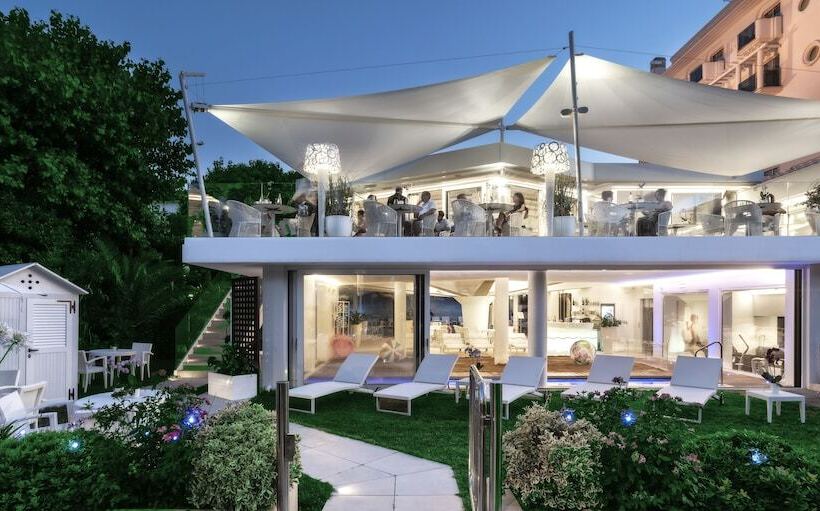 Atlantic Hotel & Spa