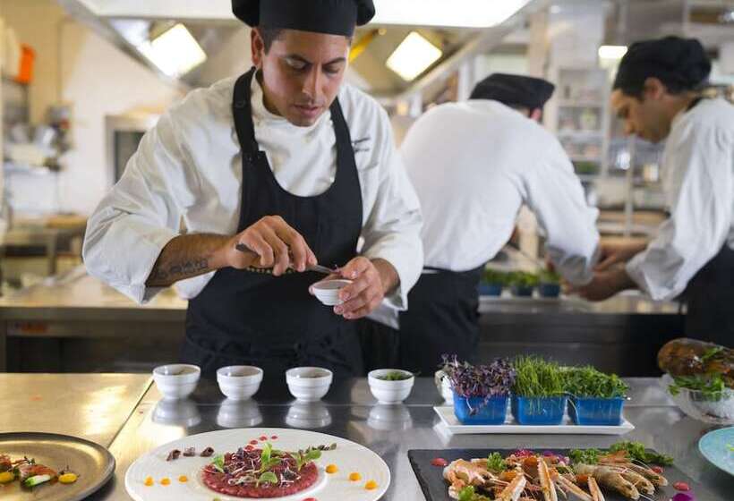 Atlantic Hotel & Spa