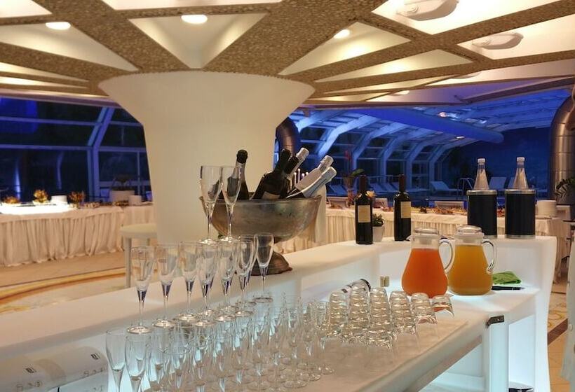 Atlantic Hotel & Spa