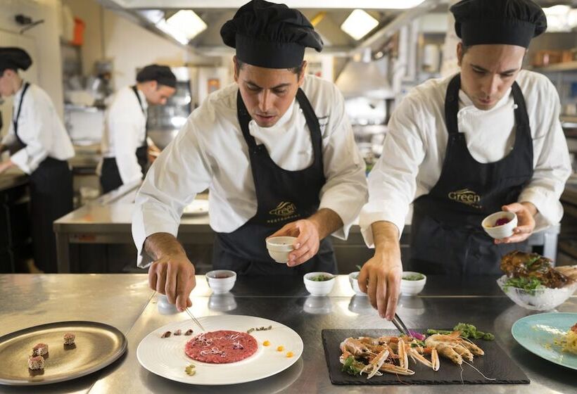 Atlantic Hotel & Spa