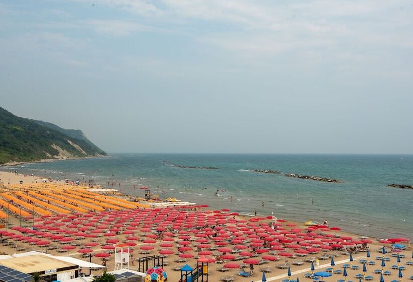 فندق Baia Flaminia