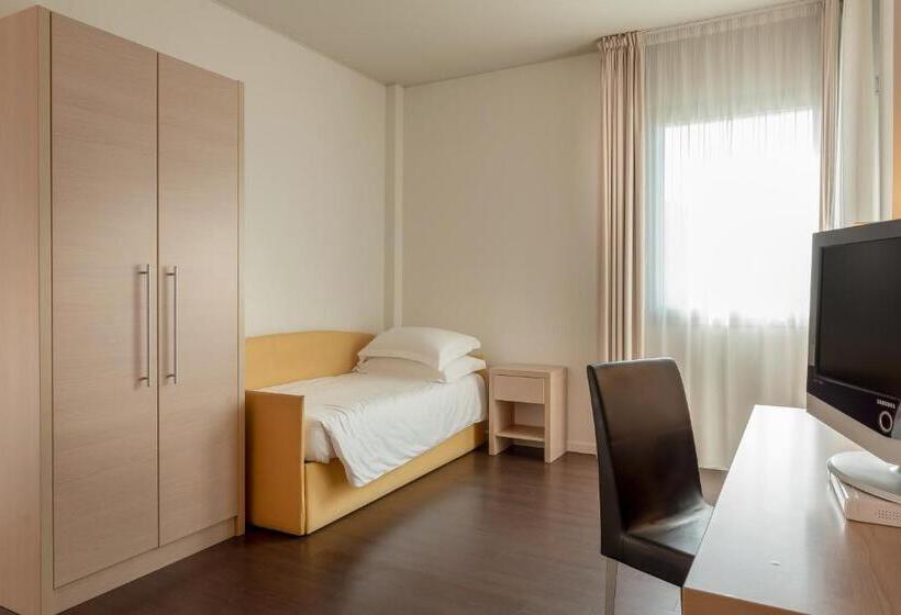 فندق Baia Flaminia