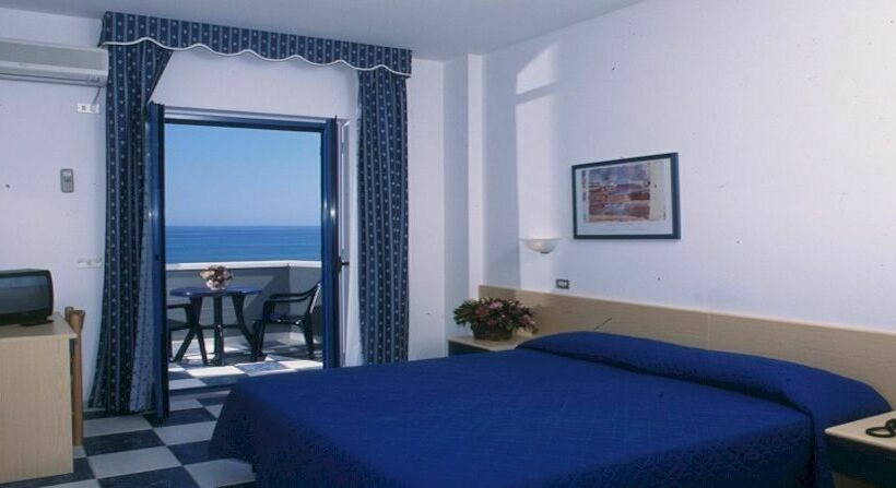 فندق Baia Santa Barbara