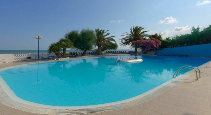 فندق Baia Santa Barbara